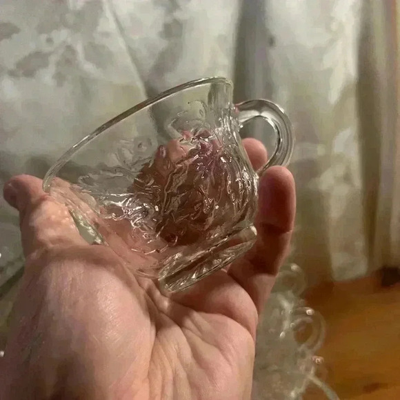 Indiana Glass Clear Punch Bowl and Cups Harvest  Grapes Fruit Pattern Vintage - Picture 4 of 5